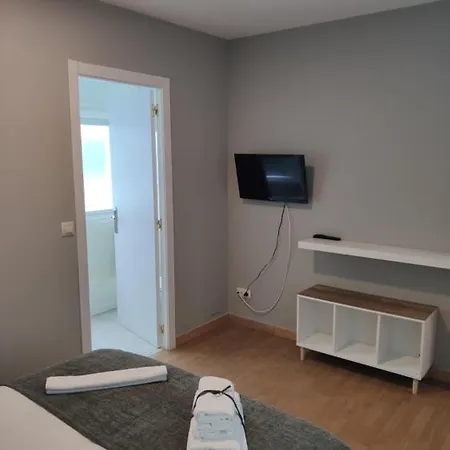 Ecorooms Scq Estacion 3*